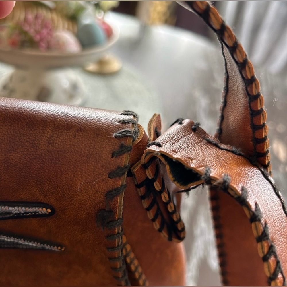 🦅🇺🇸Amazing vintage leather boho Lady Liberty beadwork purse🇺🇸🦅 - Picture 6 of 9